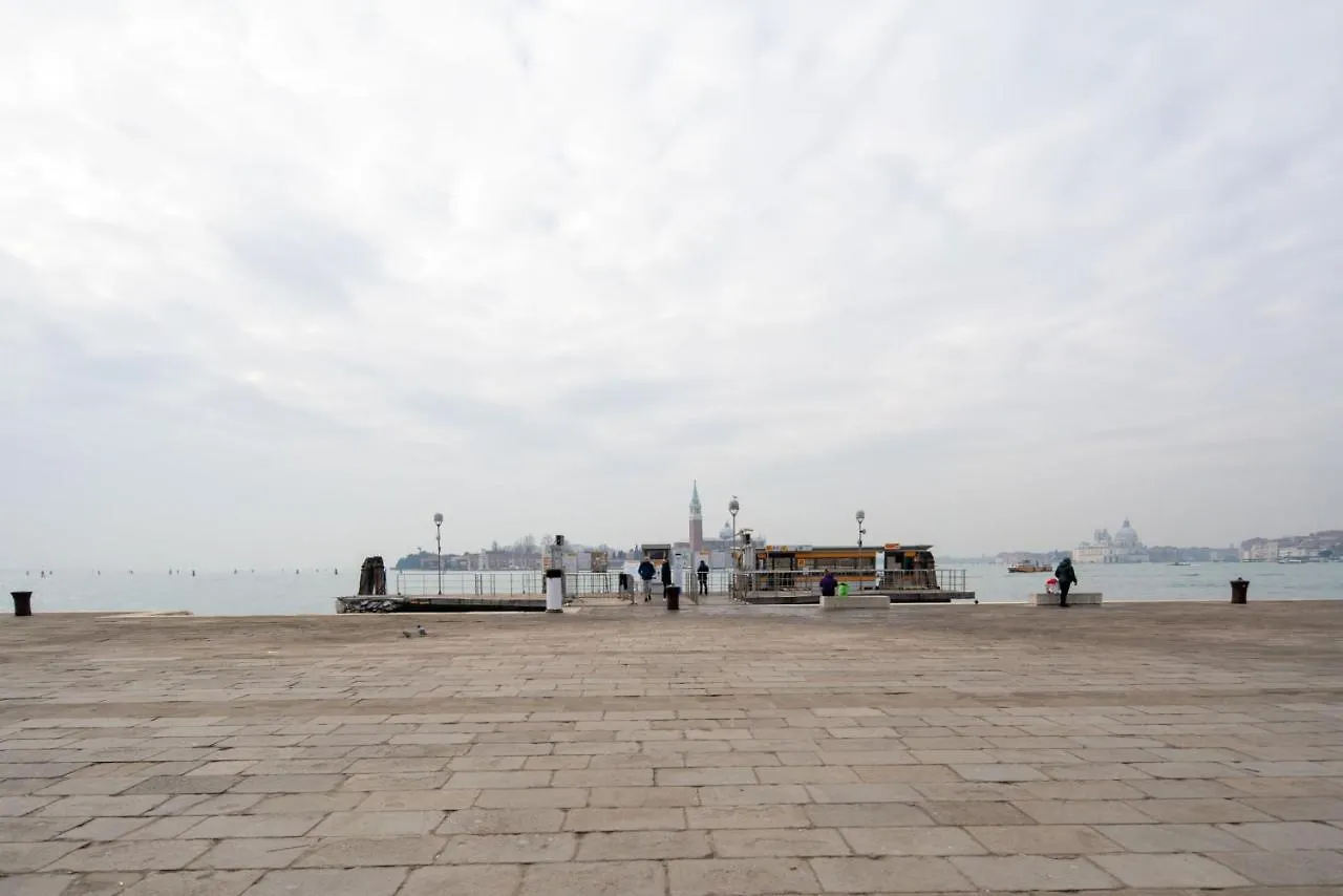 Ve.N.I.Ce Cera Ca' Corte Sconta Venice